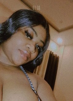 Juicy - escort in Chandigarh Photo 1 of 2