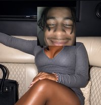 Juicy - masseuse in Enugu