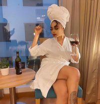 Juicy - escort in Noida