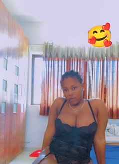 Juicy papaya boobs Bella/chocolate booty - escort in Mumbai Photo 16 of 17