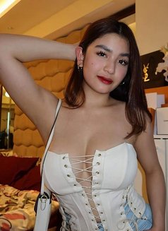 Juicy peanut is waiting for you! -LYN - escort in Makati City Photo 17 of 30
