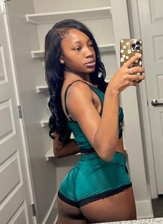 Juicy Pussy African - escort in Faridabad Photo 3 of 3