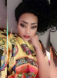 Juicy Sandra Melon Boobs From Gurgaon - puta in Gurgaon Photo 1 of 3