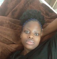 Juicy Tinah/cumshow/deepthroat - puta in Pune