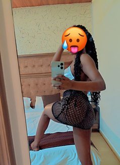 Juicy Tyla African Queen Cum & Meet - puta in Pune Photo 9 of 10