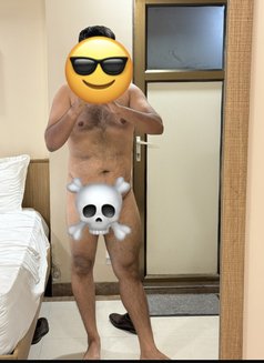 Juicydickdaddy - Acompañantes masculino in Bangalore Photo 2 of 2