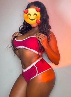 Juiicy vivi - escort in Pune Photo 1 of 3