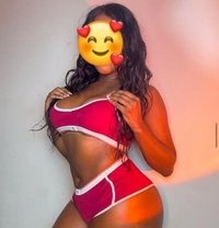 Juiicy vivi - escort in Pune