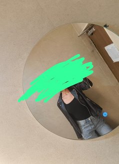 Jules - Acompañantes transexual in Bangalore Photo 1 of 2