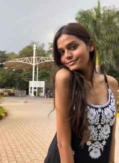 Jules - Acompañantes transexual in Bangalore Photo 7 of 7