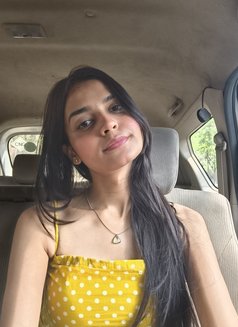 Jules - Transsexual escort in Bangalore Photo 11 of 11