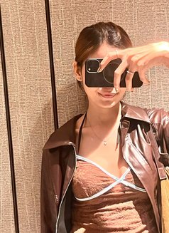 Jules - Transsexual escort in Bangalore Photo 6 of 20