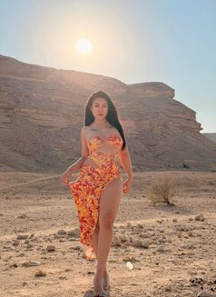 Juli - escort in Riyadh Photo 9 of 13