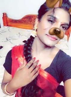 Juli - Transsexual escort in Chennai Photo 1 of 3