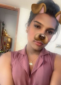 Juli - Transsexual escort in Chennai Photo 2 of 3