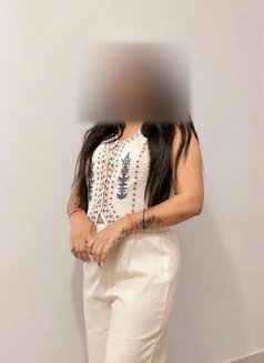 Juli Thakur Horny Lady Offer InCall - escort in New Delhi Photo 10 of 12
