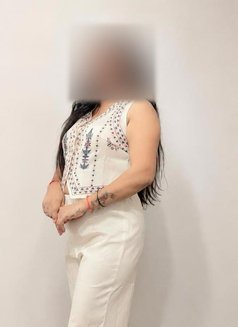 Juli Thakur Horny Lady Offer InCall - escort in New Delhi Photo 12 of 12