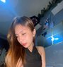 Julia Alonzo - Transsexual escort in Makati City Photo 4 of 5