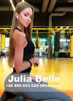 Julia Belle (outcalls in Singapore) - escort in Singapore Photo 6 of 22