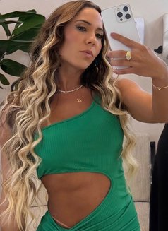 Julia - escort in Dubai Photo 13 of 29