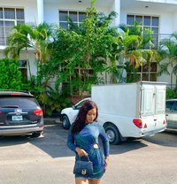 Julia - escort in Accra