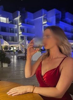 Julia Dutch - escort in Ibiza Photo 9 of 13
