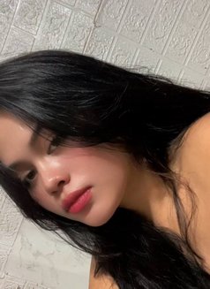 Julia - escort in Cebu City Photo 4 of 7