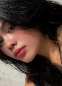 Julia - escort in Cebu City Photo 4 of 7