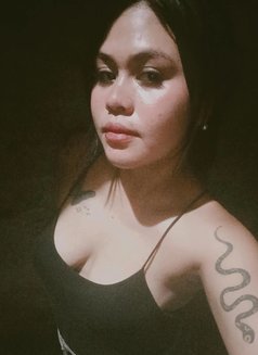 Julia - escort in Cebu City Photo 7 of 7