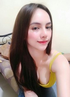 Julia - escort in Makati City Photo 7 of 30