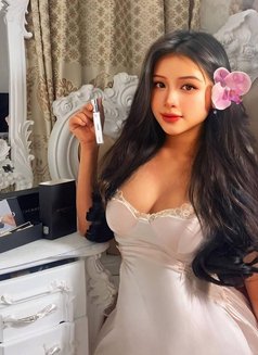 Julia Full Service - escort in Dubai Photo 9 of 12