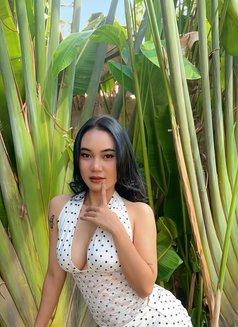 Julia Good Service Can Make Happy - puta in Bali Photo 7 of 12