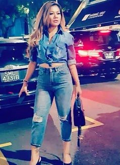 Julia Indonesian Milf - escort in Singapore Photo 4 of 4