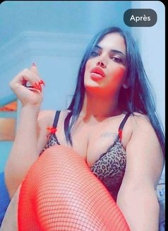 ‏جوليا - Transsexual escort in İstanbul Photo 7 of 12