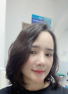 Julia Ladyboy - Transsexual escort in Dubai Photo 1 of 3