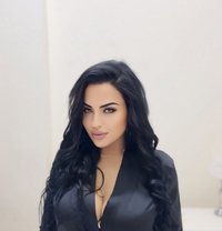 Julia - escort in Dubai