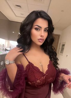 Julia - escort in Dubai Photo 14 of 14