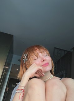 Julia Lin - companion in Dubai Photo 3 of 20