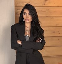 Julia Love - Transsexual escort in Riyadh
