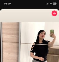 Julia - escort in Muscat