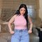 Julia - escort in Muscat Photo 2 of 6