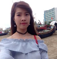 Julia Massage CIM Full Service - masseuse in Mumbai Photo 2 of 5