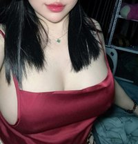 Julia Quỳnh anh - escort in Hanoi