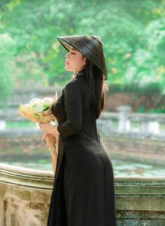 Julia Quỳnh Anh - escort in Hanoi Photo 6 of 10