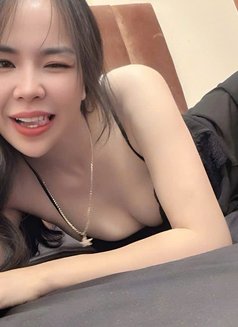 Julia Real.Slim and Perfect Body for Sex - puta in Al Manama Photo 1 of 7