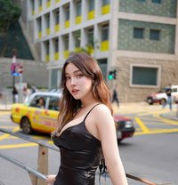 Julia - escort in Hong Kong Photo 10 of 10