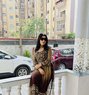 Julia - puta in Pune Photo 7 of 12