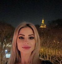 Julia - escort in Tbilisi Photo 3 of 16
