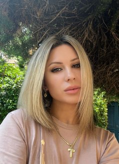 Julia - escort in Tbilisi Photo 6 of 16