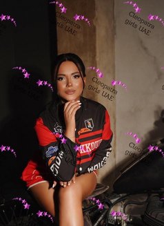 JULIA Sexy - escort in Dubai Photo 4 of 10